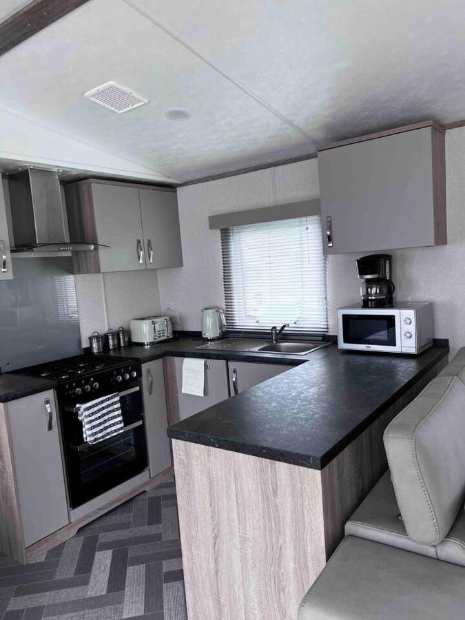 Rohannah Static Caravan Fantastic Family And Friends Holiday East Mersea Exteriér fotografie