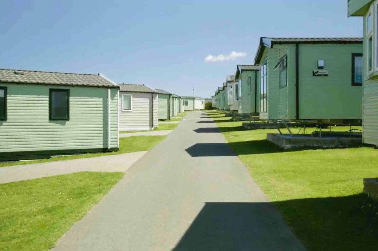 Rohannah Static Caravan Fantastic Family And Friends Holiday East Mersea Exteriér fotografie